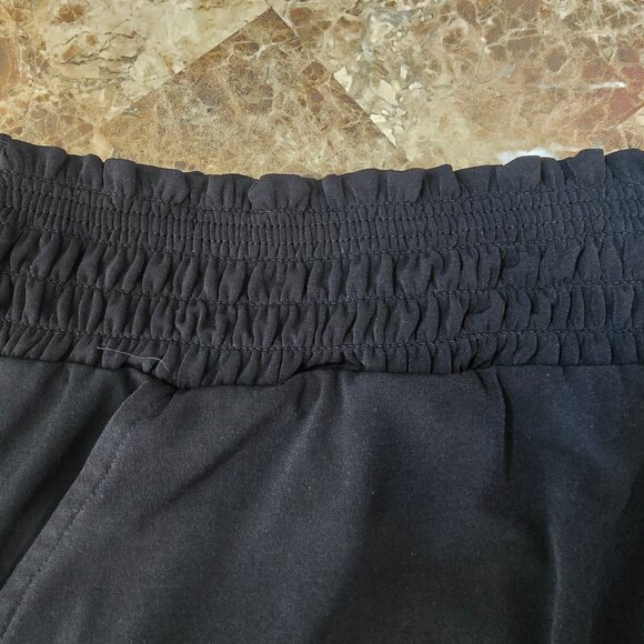 Lane Bryant Black Pull On Wide Leg Capri With Pockets 26/28 Elastic Waist - Picture 4 of 5